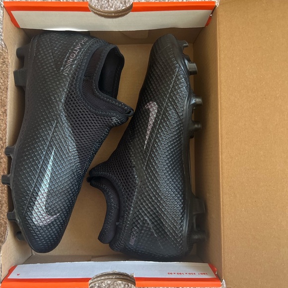 Nike Phantom Vision soccer cleats - Picture 8 of 10